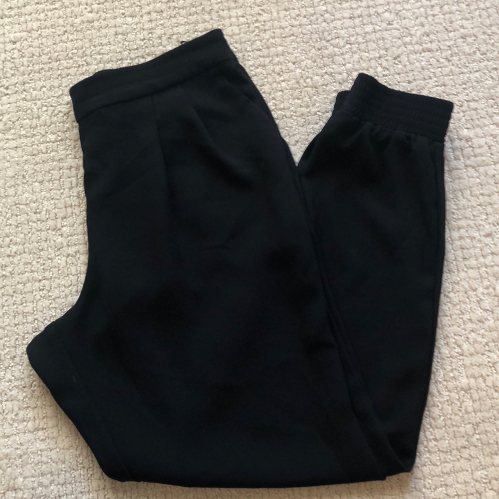 Calvin Klein  Black 3/4 dress Pant